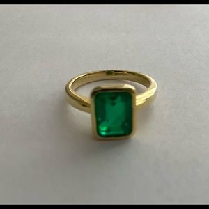 Bezel Green Crystal Ring